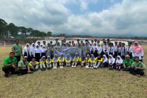 Read more about the article Outing Class Siswa MTs Negeri 2 Jember di MTs Negeri 3 Lumajang Kampus 2 Sumber Mujur